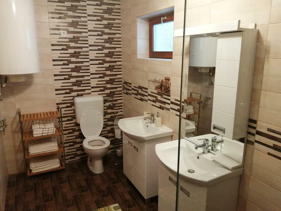 Kiscsillag Apartman Appartement Harkány Buitenkant foto