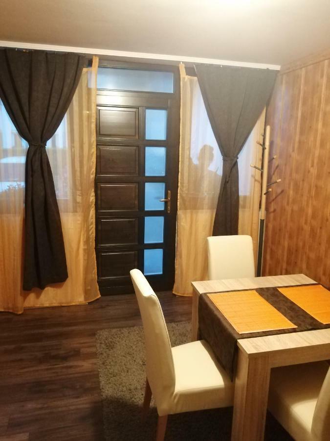 Kiscsillag Apartman Appartement Harkány Buitenkant foto